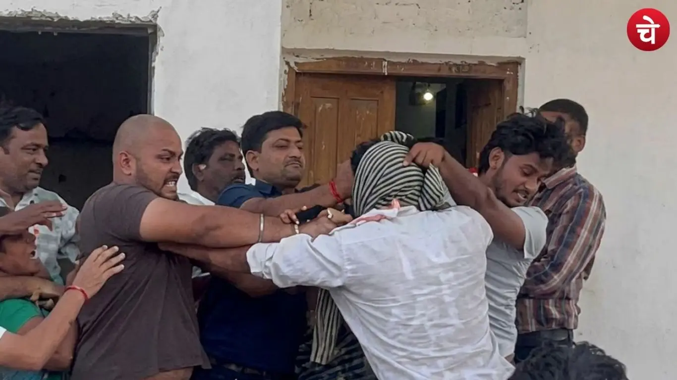 Physical altercation following a land dispute in Jaunpur